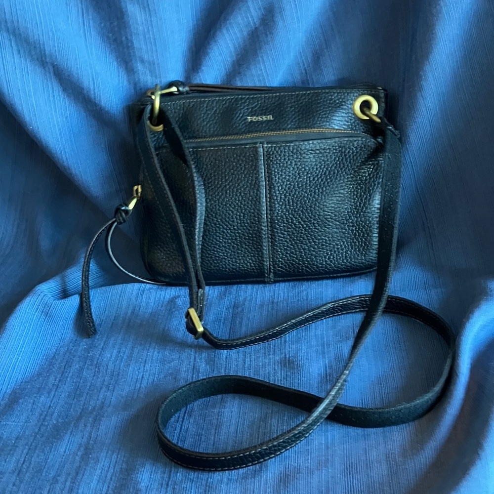 Fossil Black Pebbled Leather Crossbody Bag
